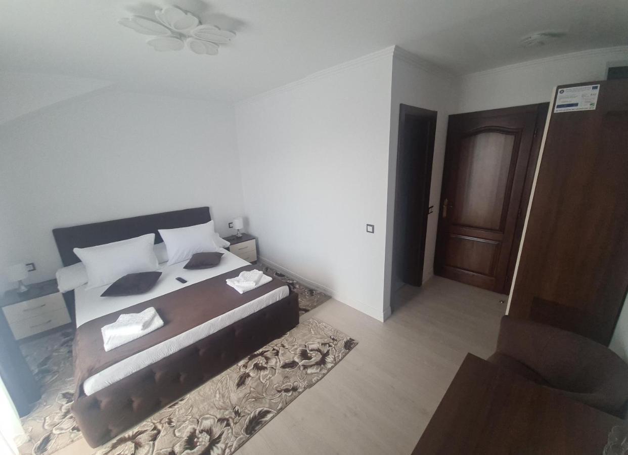 Pensiunea Gold Wellness&Spa Chiscau Zewnętrze zdjęcie